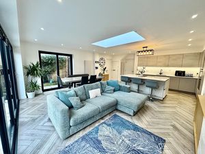 Photo 3- click for photo gallery